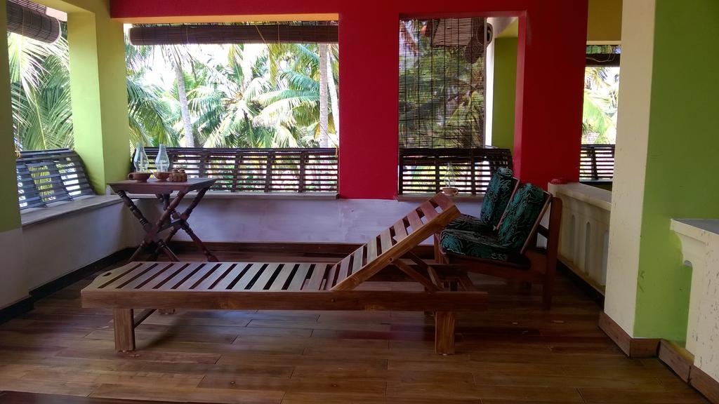 Palm Tree Anex Hotell Varkala Rum bild
