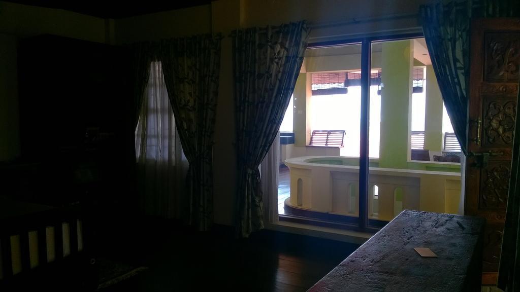 Palm Tree Anex Hotell Varkala Rum bild