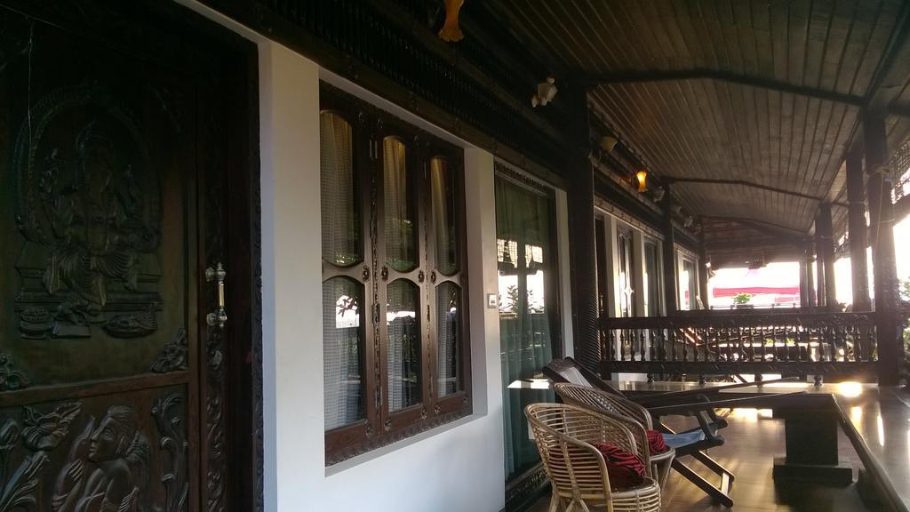 Palm Tree Anex Hotell Varkala Rum bild