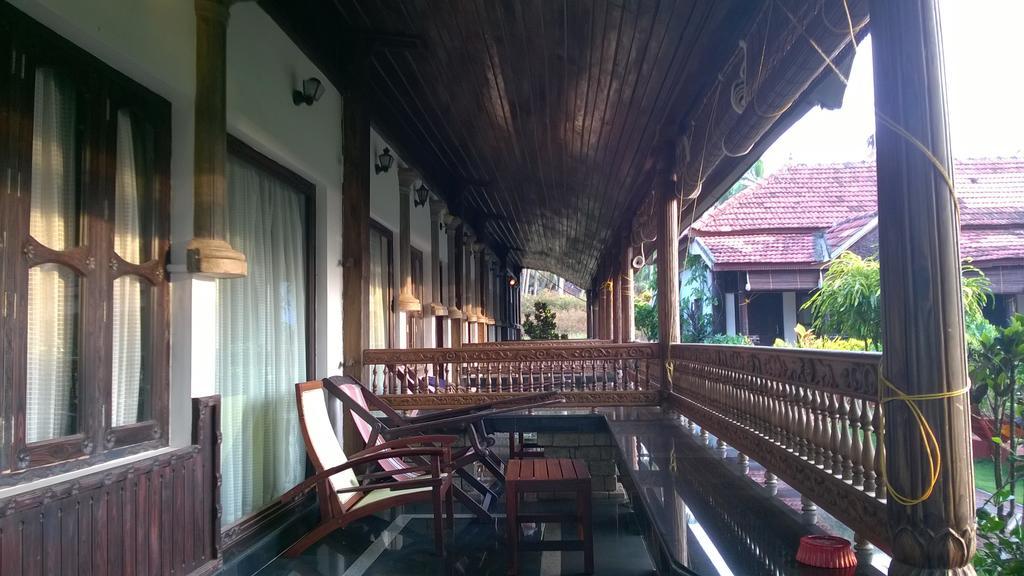 Palm Tree Anex Hotell Varkala Rum bild
