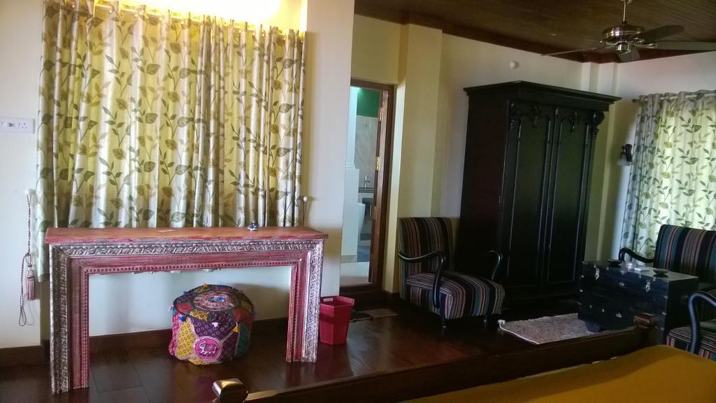 Palm Tree Anex Hotell Varkala Rum bild
