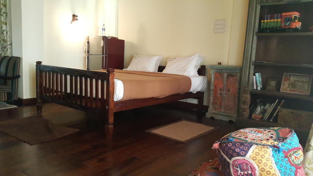 Palm Tree Anex Hotell Varkala Rum bild