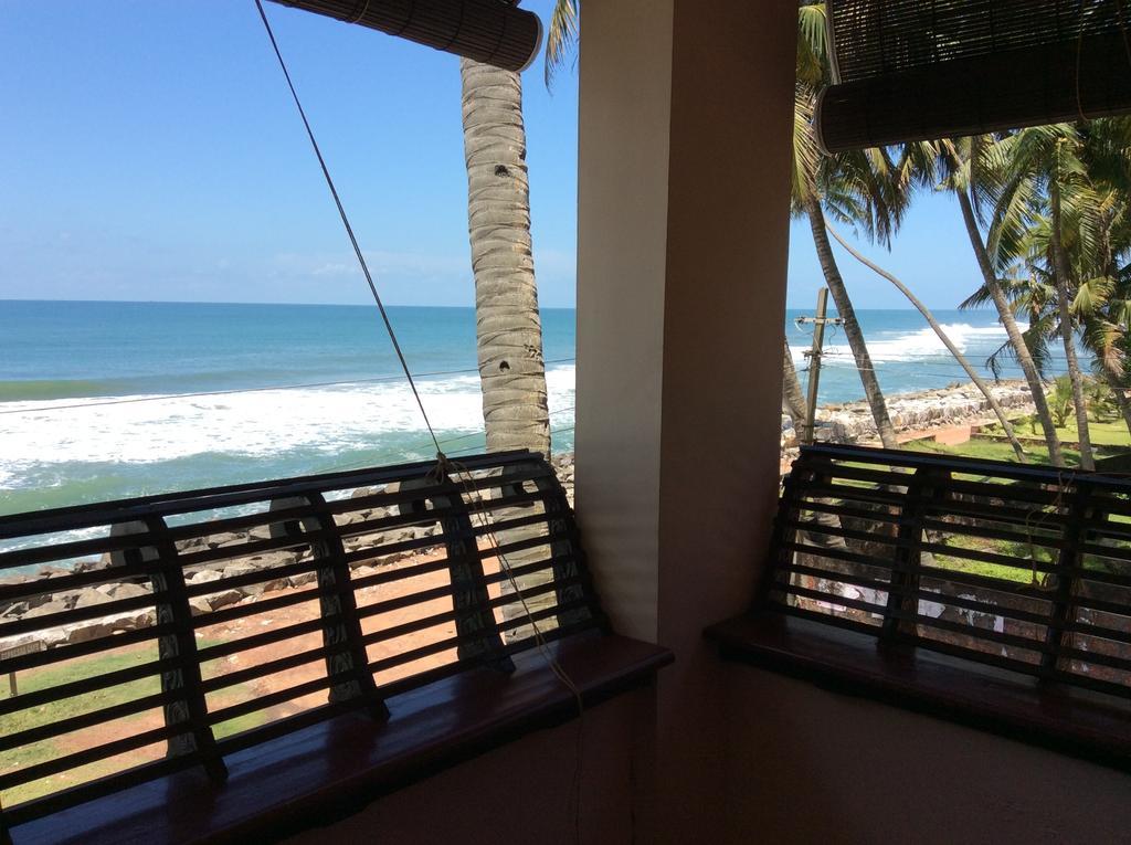 Palm Tree Anex Hotell Varkala Exteriör bild